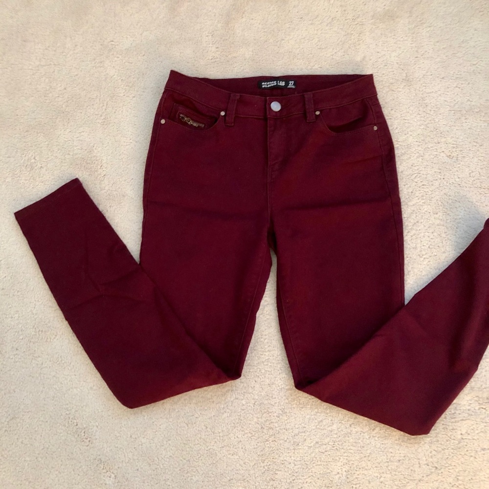 🌟HP!🌟 Design Lab | Burgundy Jeans